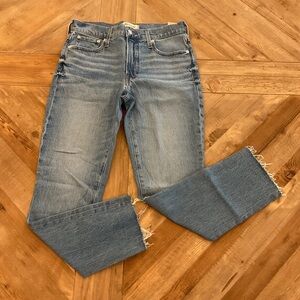 Madewell The Mid-Rise Perfect Vintage Jean Size 27 NWT Medium Wash Raw Hem Denim